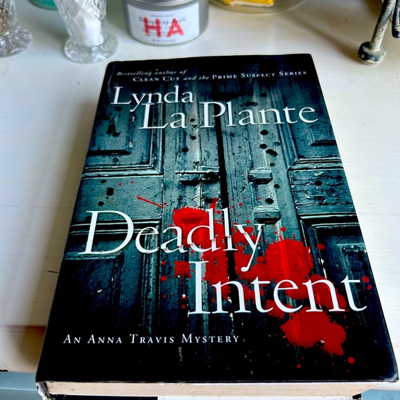 Other - Hardcover book: Deadly Intent by Lynda La Plante